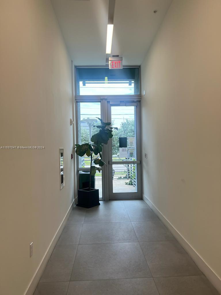 800 SE 4th Ave 109, Hallandale Beach, Florida 33009, ,Commercialsale,For Sale,800 SE 4th Ave 109,A11537547