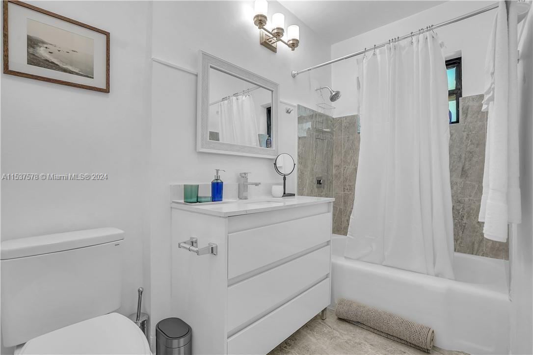 El Portal, Florida 33150, 3 Bedrooms Bedrooms, ,2 BathroomsBathrooms,Residential,For Sale,A11537578