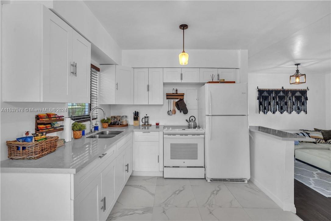 El Portal, Florida 33150, 3 Bedrooms Bedrooms, ,2 BathroomsBathrooms,Residential,For Sale,A11537578