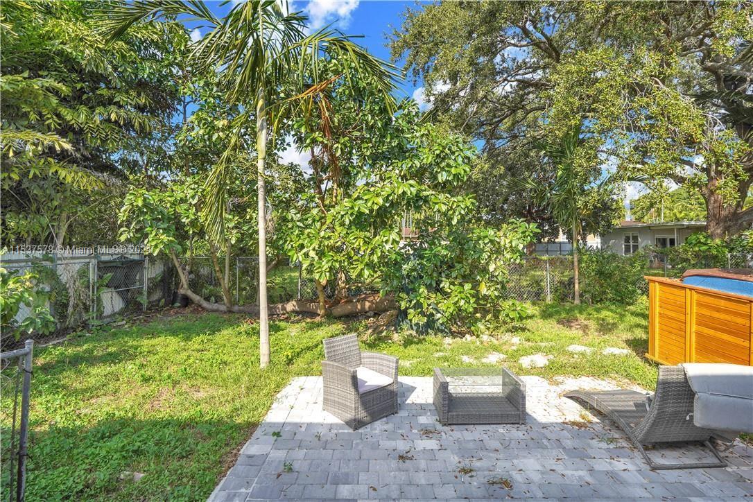 El Portal, Florida 33150, 3 Bedrooms Bedrooms, ,2 BathroomsBathrooms,Residential,For Sale,A11537578