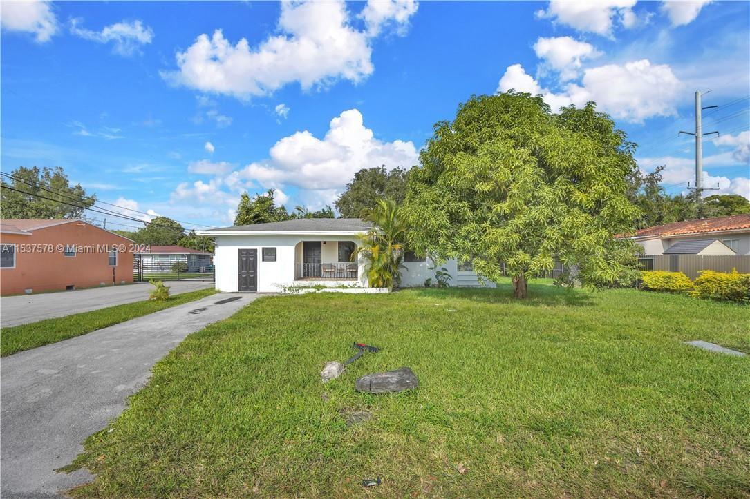 El Portal, Florida 33150, 3 Bedrooms Bedrooms, ,2 BathroomsBathrooms,Residential,For Sale,A11537578