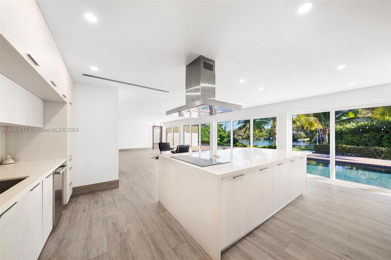 6880 126th Ter, Pinecrest, FL, 33156 United States, 6 Bedrooms Bedrooms, ,5 BathroomsBathrooms,Residential,For Sale,126th Ter,A11531217