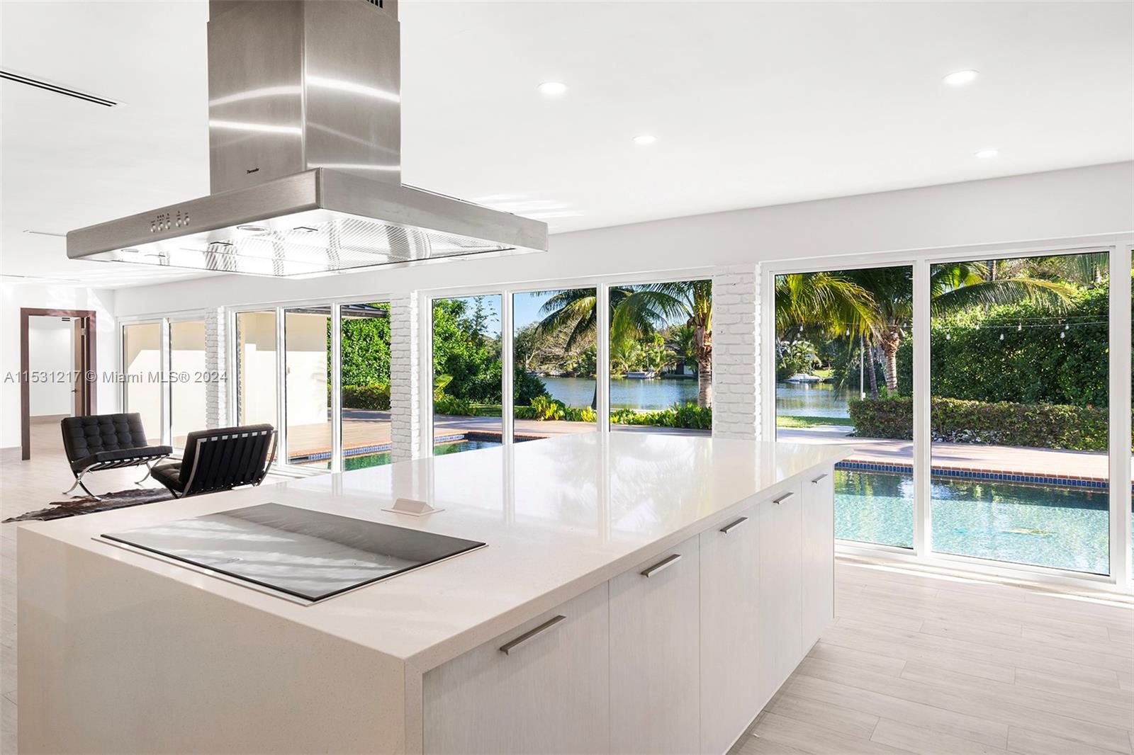 6880 126th Ter, Pinecrest, FL, 33156 United States, 6 Bedrooms Bedrooms, ,5 BathroomsBathrooms,Residential,For Sale,126th Ter,A11531217