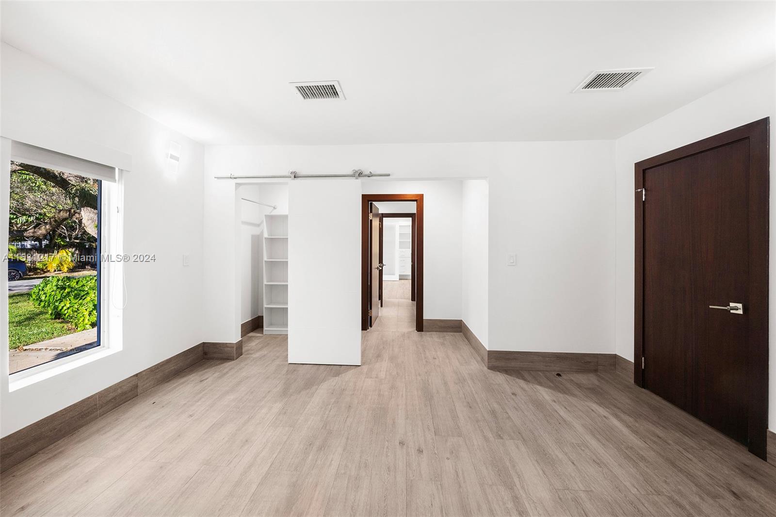 6880 126th Ter, Pinecrest, FL, 33156 United States, 6 Bedrooms Bedrooms, ,5 BathroomsBathrooms,Residential,For Sale,126th Ter,A11531217