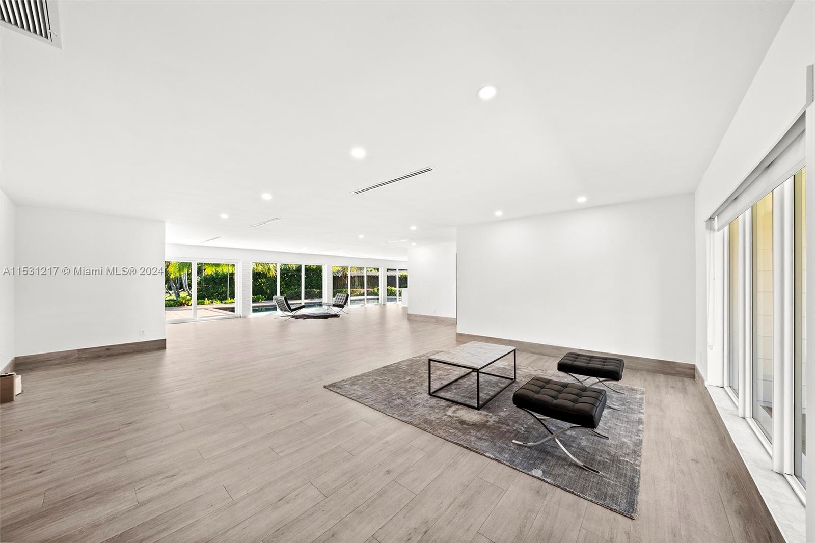 6880 126th Ter, Pinecrest, FL, 33156 United States, 6 Bedrooms Bedrooms, ,5 BathroomsBathrooms,Residential,For Sale,126th Ter,A11531217