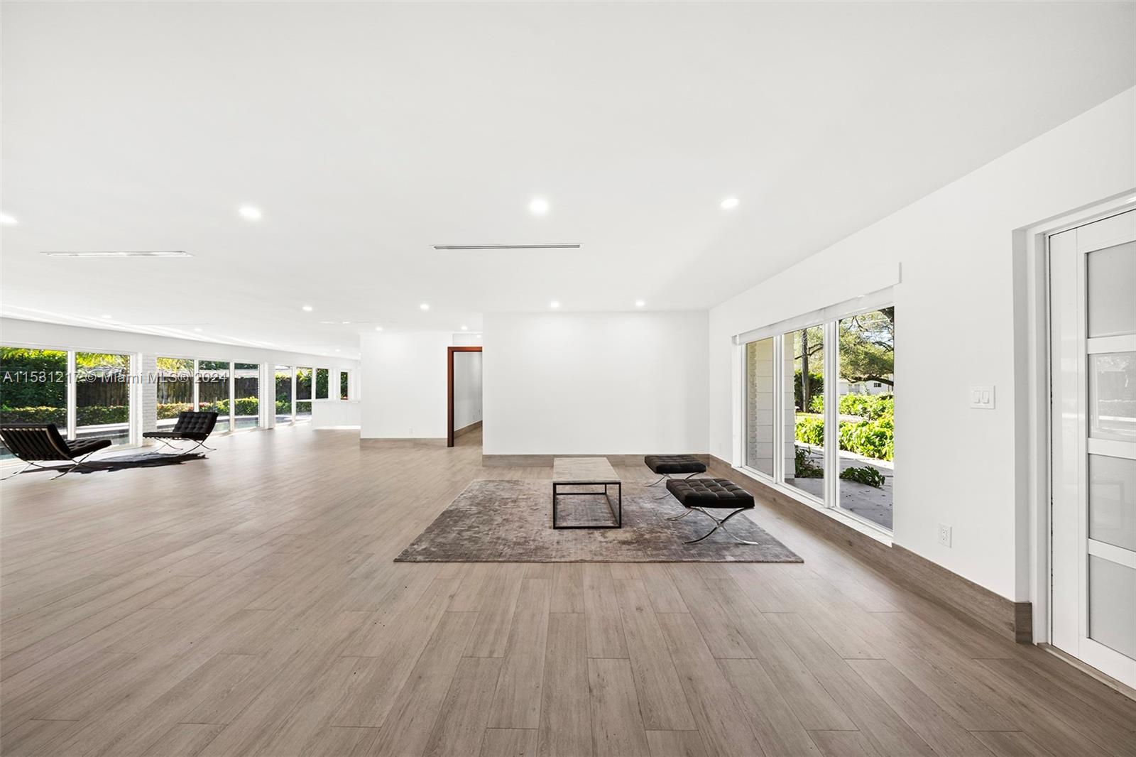 6880 126th Ter, Pinecrest, FL, 33156 United States, 6 Bedrooms Bedrooms, ,5 BathroomsBathrooms,Residential,For Sale,126th Ter,A11531217