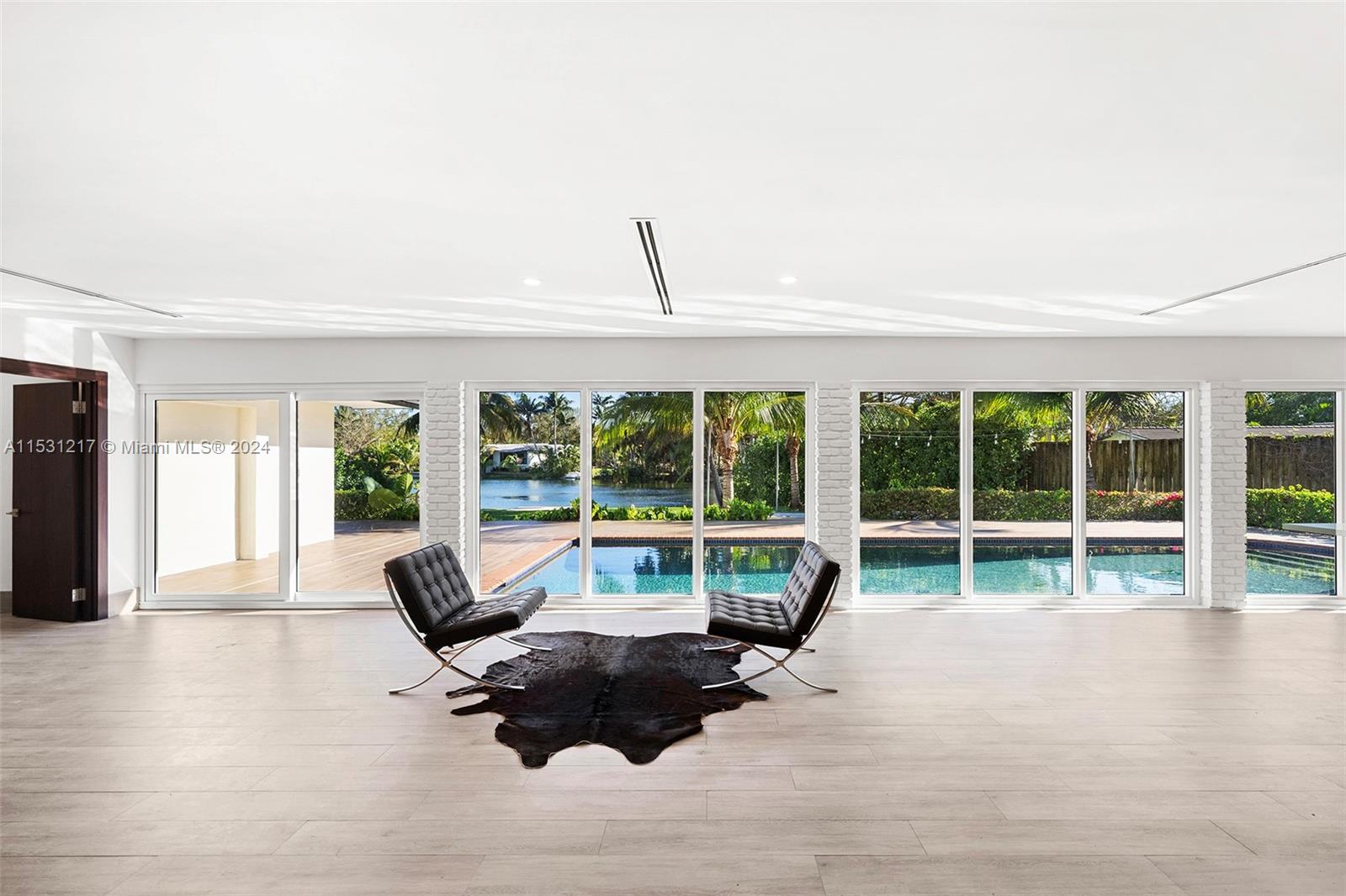 6880 126th Ter, Pinecrest, FL, 33156 United States, 6 Bedrooms Bedrooms, ,5 BathroomsBathrooms,Residential,For Sale,126th Ter,A11531217