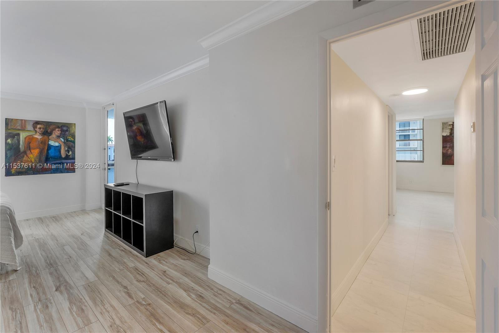 1600 S Ocean Dr 2F, Hollywood, Florida 33019, 2 Bedrooms Bedrooms, ,2 BathroomsBathrooms,Residential,For Sale,1600 S Ocean Dr 2F,A11537611