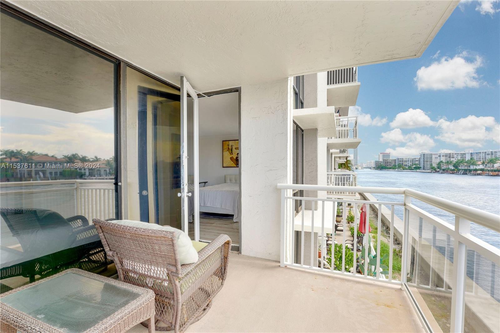 1600 S Ocean Dr 2F, Hollywood, Florida 33019, 2 Bedrooms Bedrooms, ,2 BathroomsBathrooms,Residential,For Sale,1600 S Ocean Dr 2F,A11537611