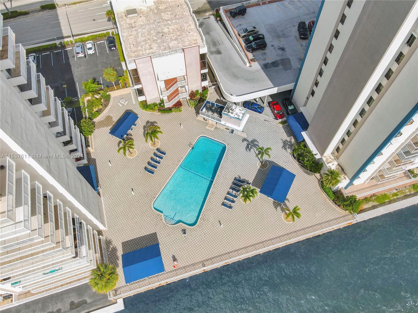 1600 S Ocean Dr 2F, Hollywood, Florida 33019, 2 Bedrooms Bedrooms, ,2 BathroomsBathrooms,Residential,For Sale,1600 S Ocean Dr 2F,A11537611