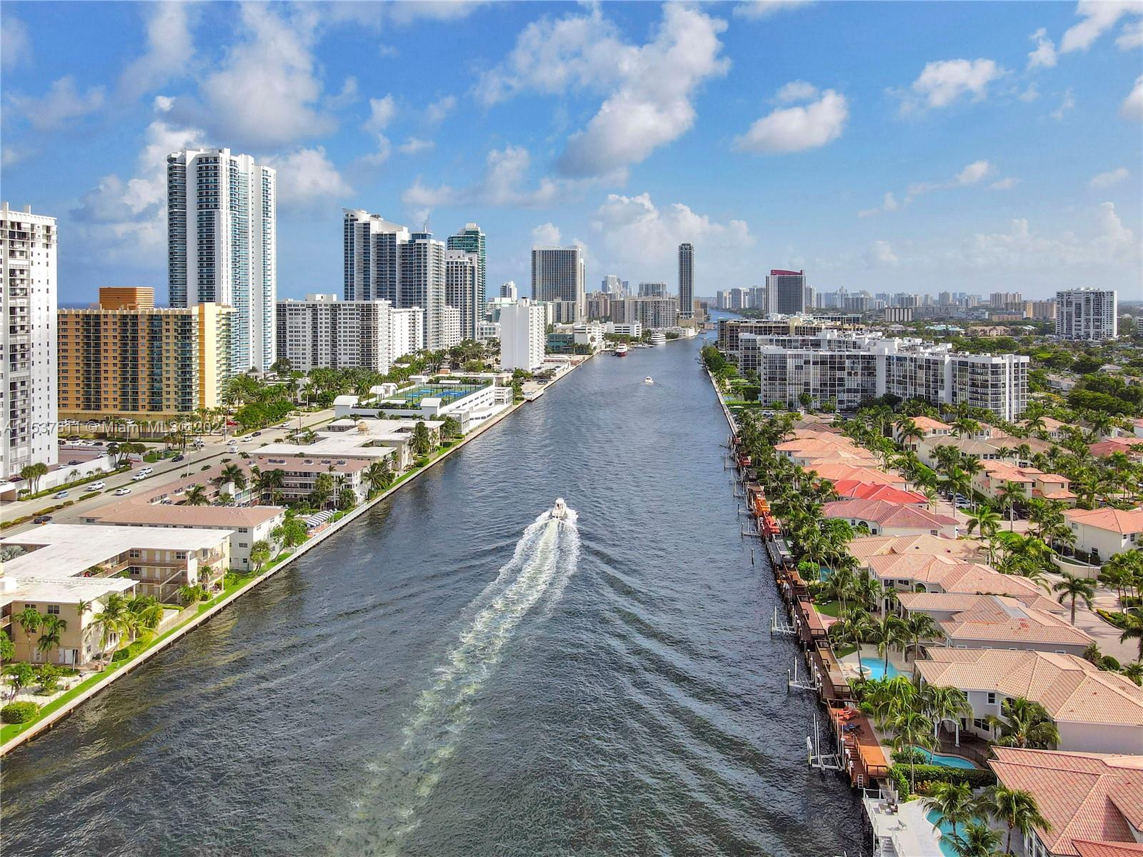 1600 S Ocean Dr 2F, Hollywood, Florida 33019, 2 Bedrooms Bedrooms, ,2 BathroomsBathrooms,Residential,For Sale,1600 S Ocean Dr 2F,A11537611