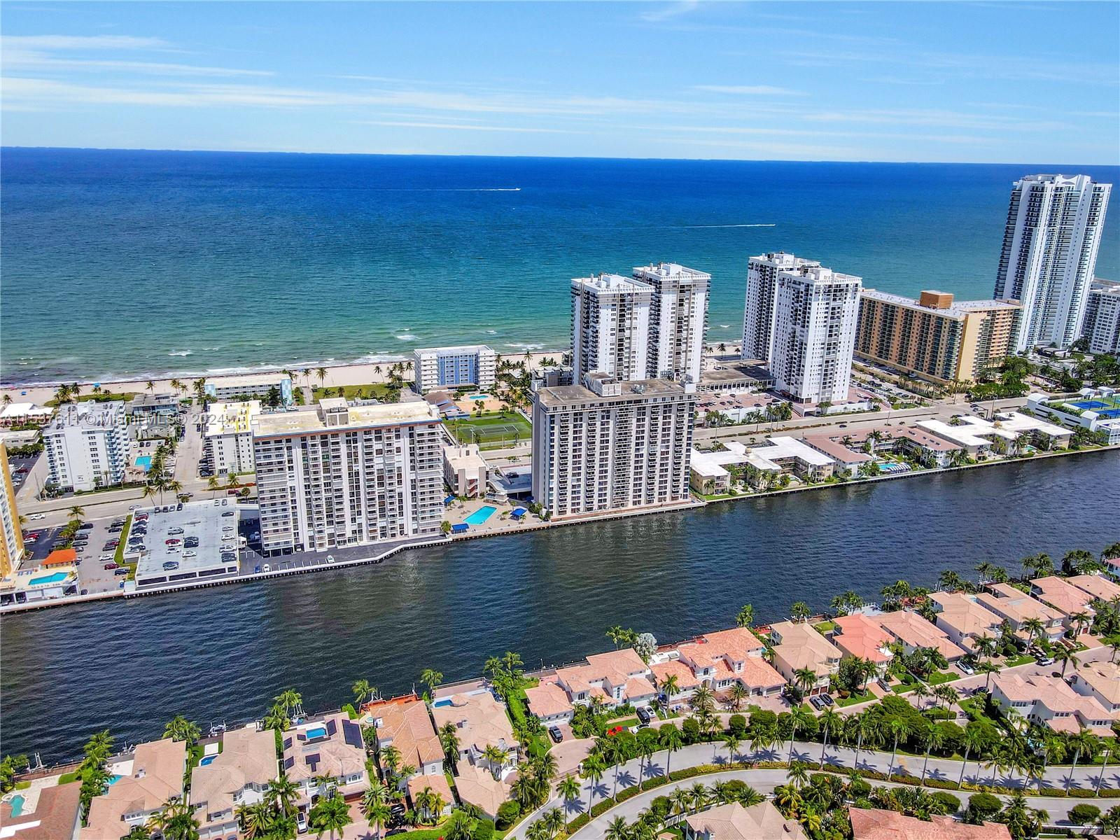 1600 S Ocean Dr 2F, Hollywood, Florida 33019, 2 Bedrooms Bedrooms, ,2 BathroomsBathrooms,Residential,For Sale,1600 S Ocean Dr 2F,A11537611