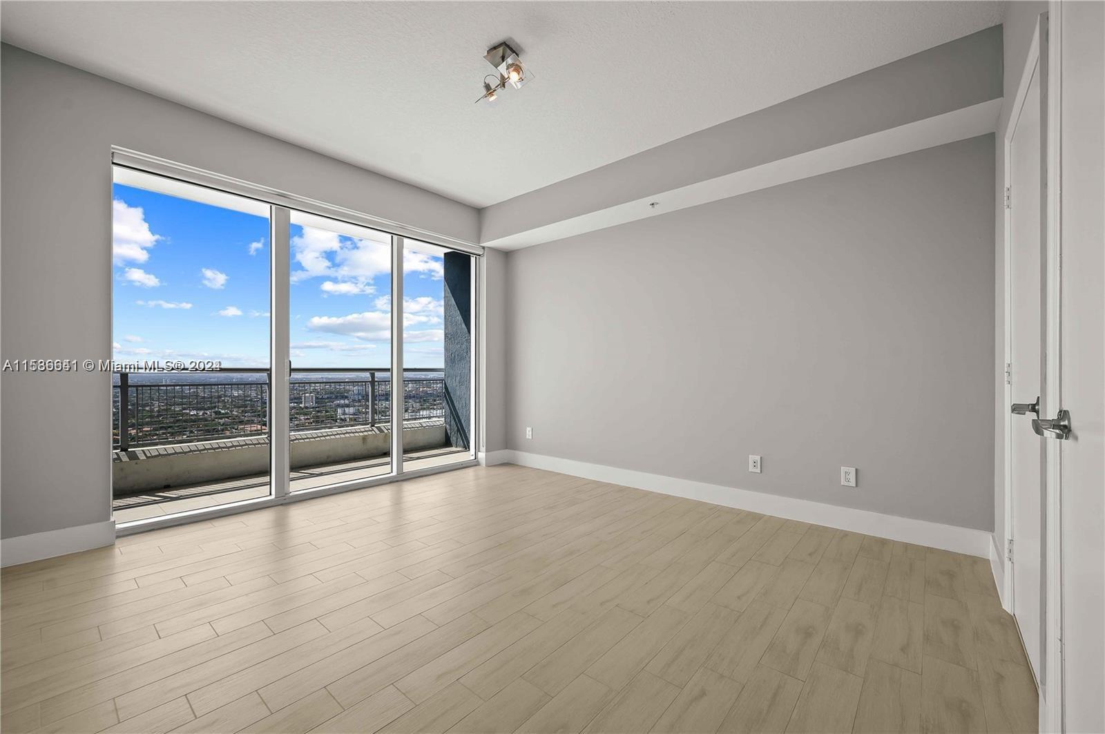 60 SW 13th St 3620, Miami, Florida 33130, 2 Bedrooms Bedrooms, ,2 BathroomsBathrooms,Residential,For Sale,60 SW 13th St 3620,A11536641