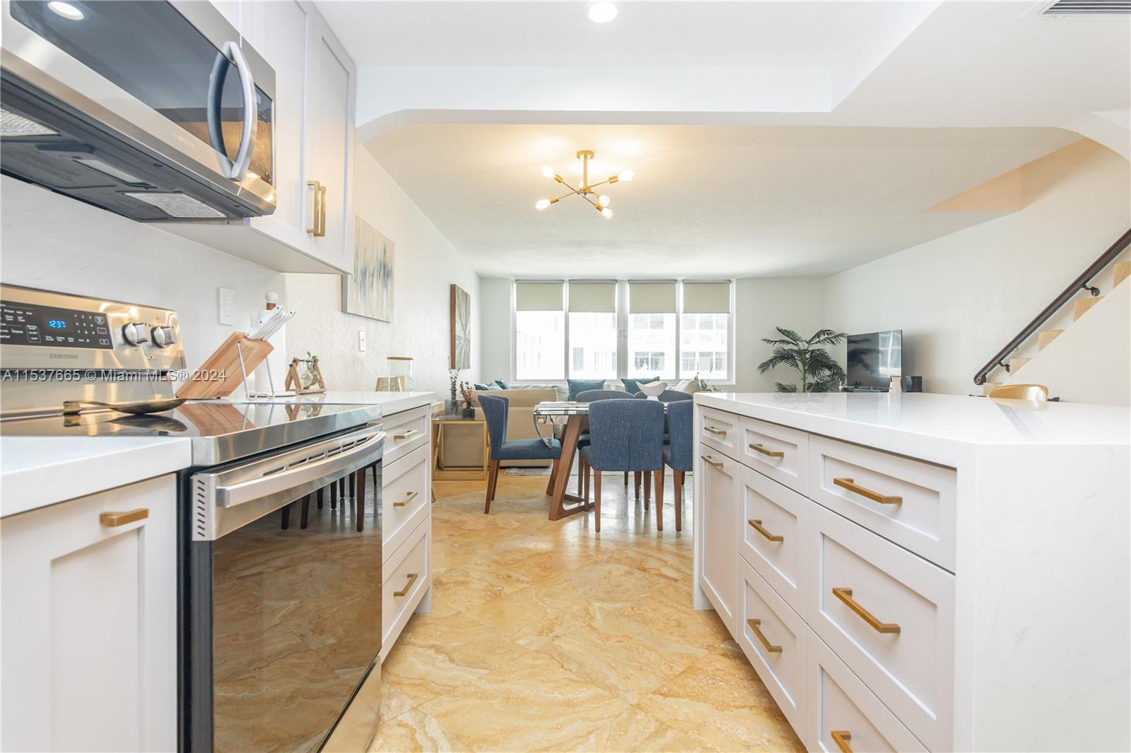 5401 Collins Ave 337, Miami Beach, Florida 33140, 2 Bedrooms Bedrooms, ,3 BathroomsBathrooms,Residential,For Sale,5401 Collins Ave 337,A11537665