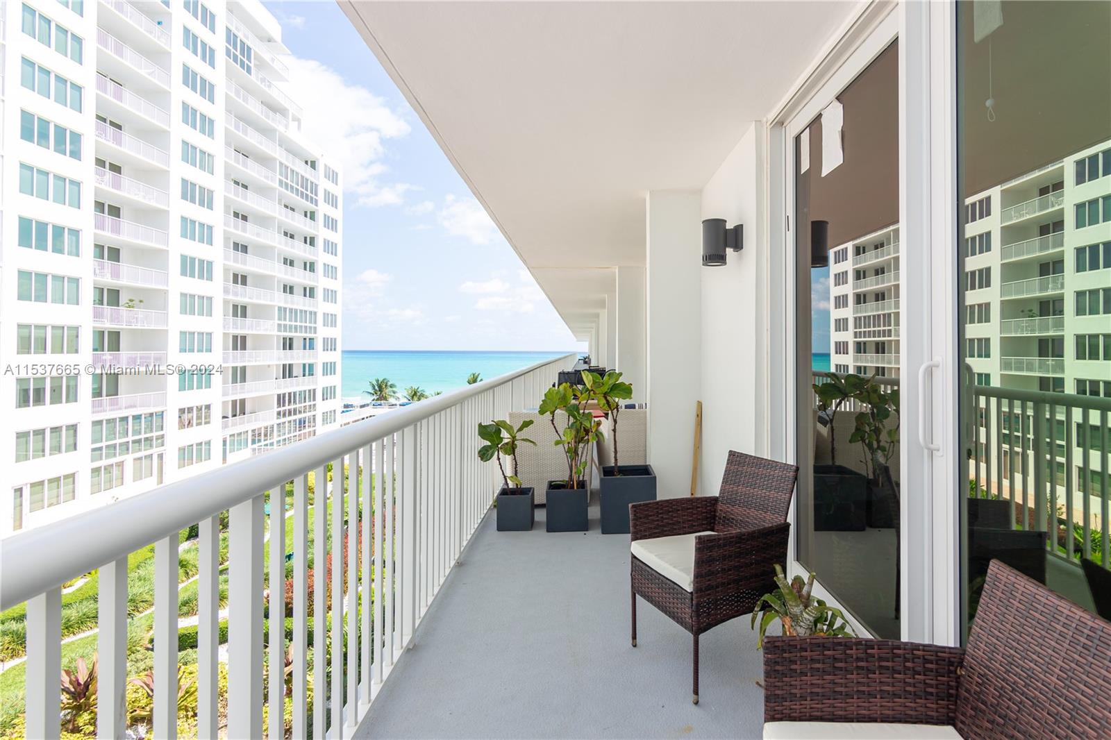 5401 Collins Ave 337, Miami Beach, Florida 33140, 2 Bedrooms Bedrooms, ,3 BathroomsBathrooms,Residential,For Sale,5401 Collins Ave 337,A11537665