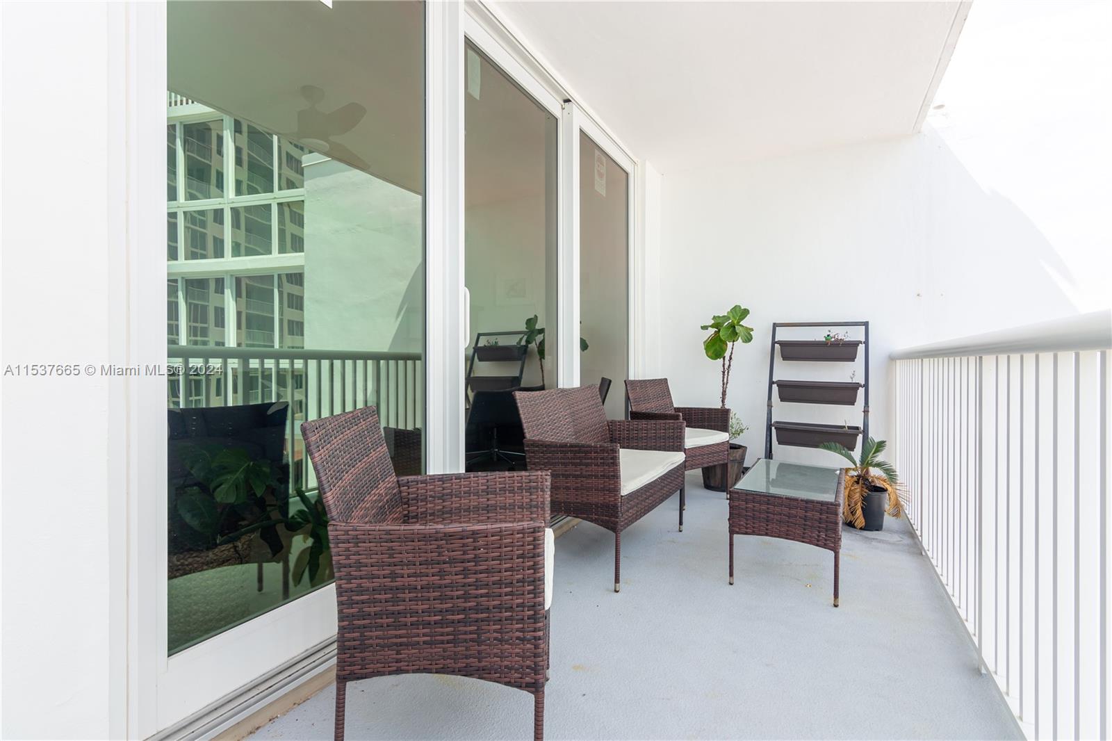 5401 Collins Ave 337, Miami Beach, Florida 33140, 2 Bedrooms Bedrooms, ,3 BathroomsBathrooms,Residential,For Sale,5401 Collins Ave 337,A11537665