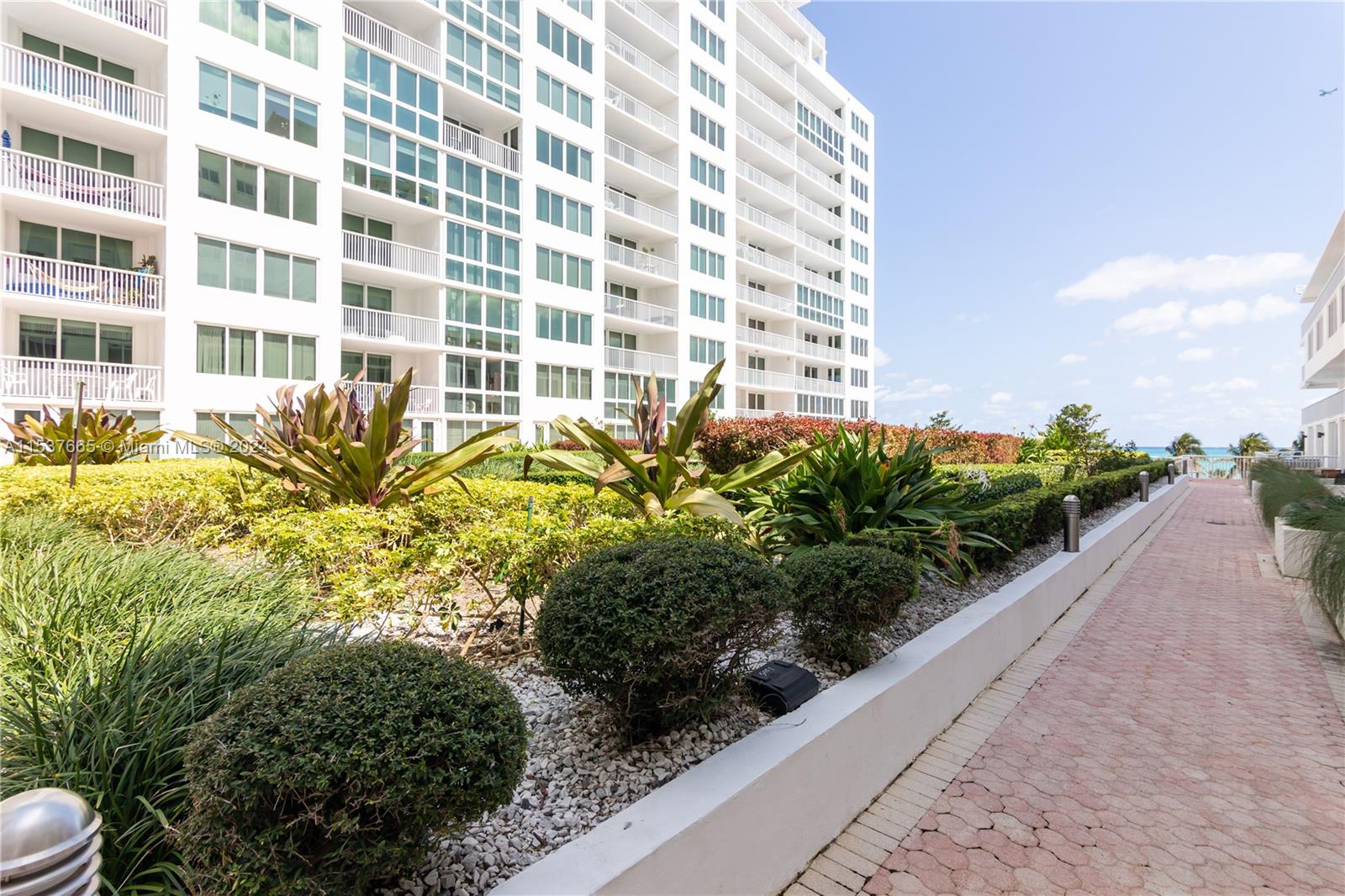 5401 Collins Ave 337, Miami Beach, Florida 33140, 2 Bedrooms Bedrooms, ,3 BathroomsBathrooms,Residential,For Sale,5401 Collins Ave 337,A11537665