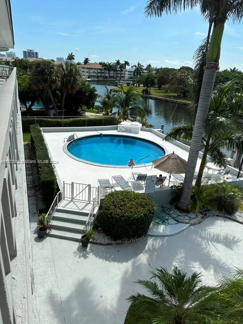 467  GOLDEN ISLE #307 For Sale A11537682, FL