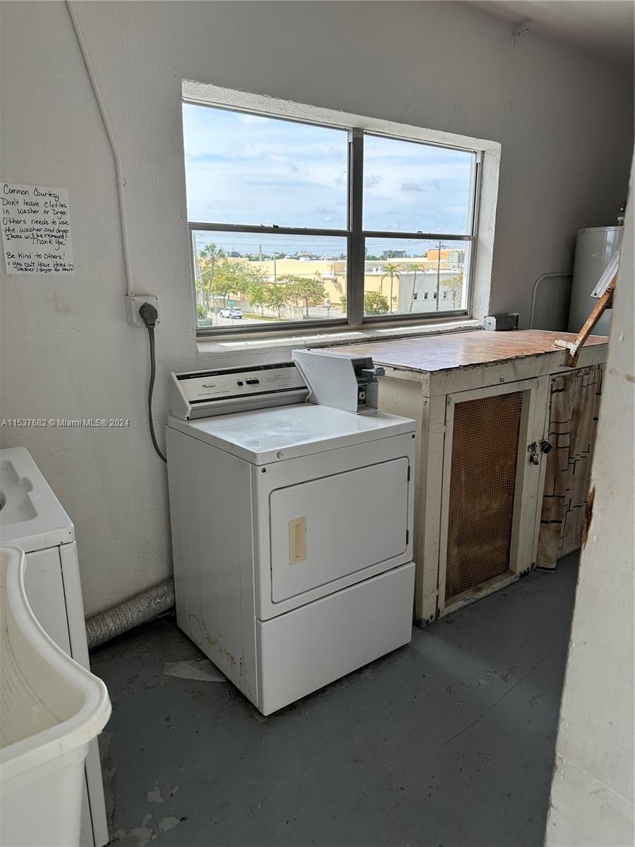 467 GOLDEN ISLE 307, Hallandale Beach, Florida 33009, 1 Bedroom Bedrooms, ,1 BathroomBathrooms,Residentiallease,For Rent,467 GOLDEN ISLE 307,A11537682