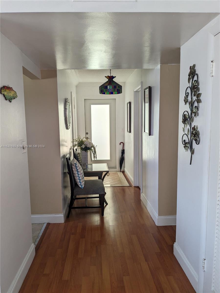 8001 CRESPI BL 2C, Miami Beach, Florida 33141, 2 Bedrooms Bedrooms, ,2 BathroomsBathrooms,Residentiallease,For Rent,8001 CRESPI BL 2C,A11537692