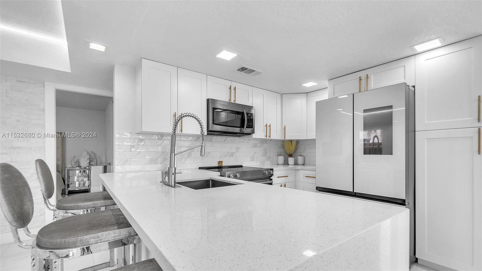 4260 SW 149th Ct, Miami, Florida 33185, 4 Bedrooms Bedrooms, ,3 BathroomsBathrooms,Residential,For Sale,4260 SW 149th Ct,A11532680