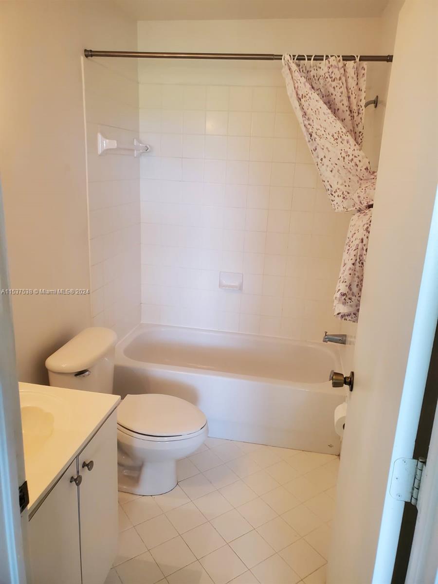 980 NE 33rd Ter 202, Homestead, Florida 33033, 2 Bedrooms Bedrooms, ,2 BathroomsBathrooms,Residential,For Sale,980 NE 33rd Ter 202,A11537538