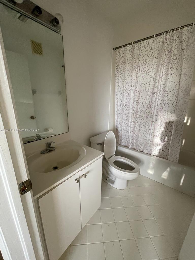 980 NE 33rd Ter 202, Homestead, Florida 33033, 2 Bedrooms Bedrooms, ,2 BathroomsBathrooms,Residential,For Sale,980 NE 33rd Ter 202,A11537538