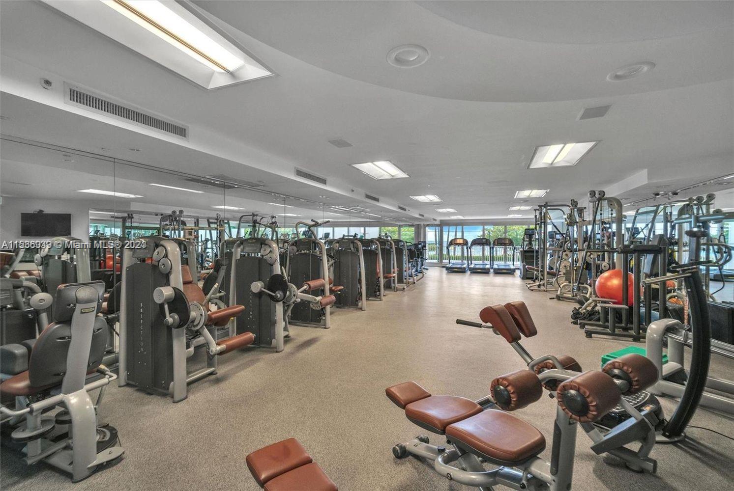 9601 Collins Ave, Bal Harbour, FL, 33154 United States, 2 Bedrooms Bedrooms, ,2 BathroomsBathrooms,Residential,For Sale,Collins Ave,A11536939