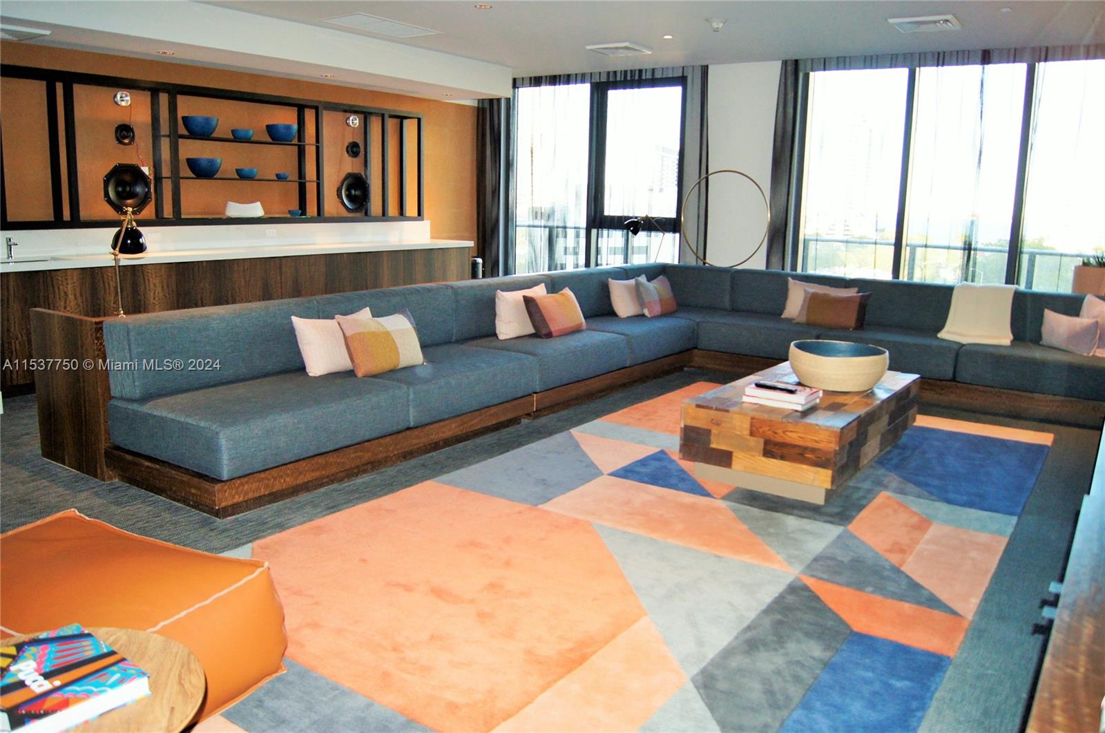 121 NE 34th St 1415, Miami, Florida 33137, 1 Bedroom Bedrooms, ,1 BathroomBathrooms,Residentiallease,For Rent,121 NE 34th St 1415,A11537750