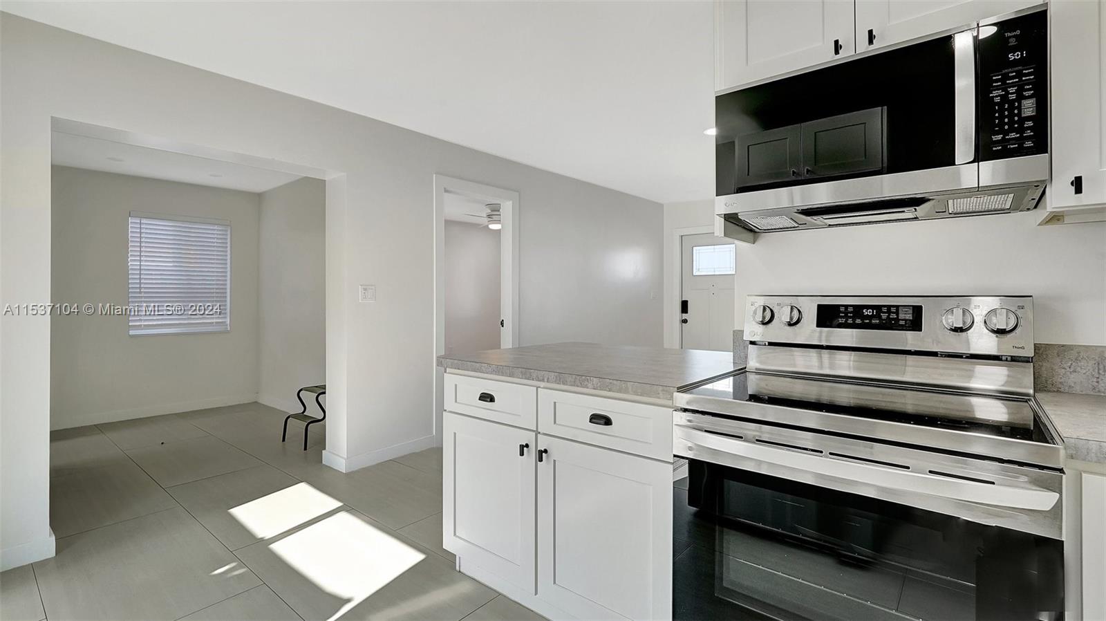 1621 47th Ter, Fort Lauderdale, FL, 33317 United States, 3 Bedrooms Bedrooms, ,2 BathroomsBathrooms,Residential,For Sale,47th Ter,A11537104