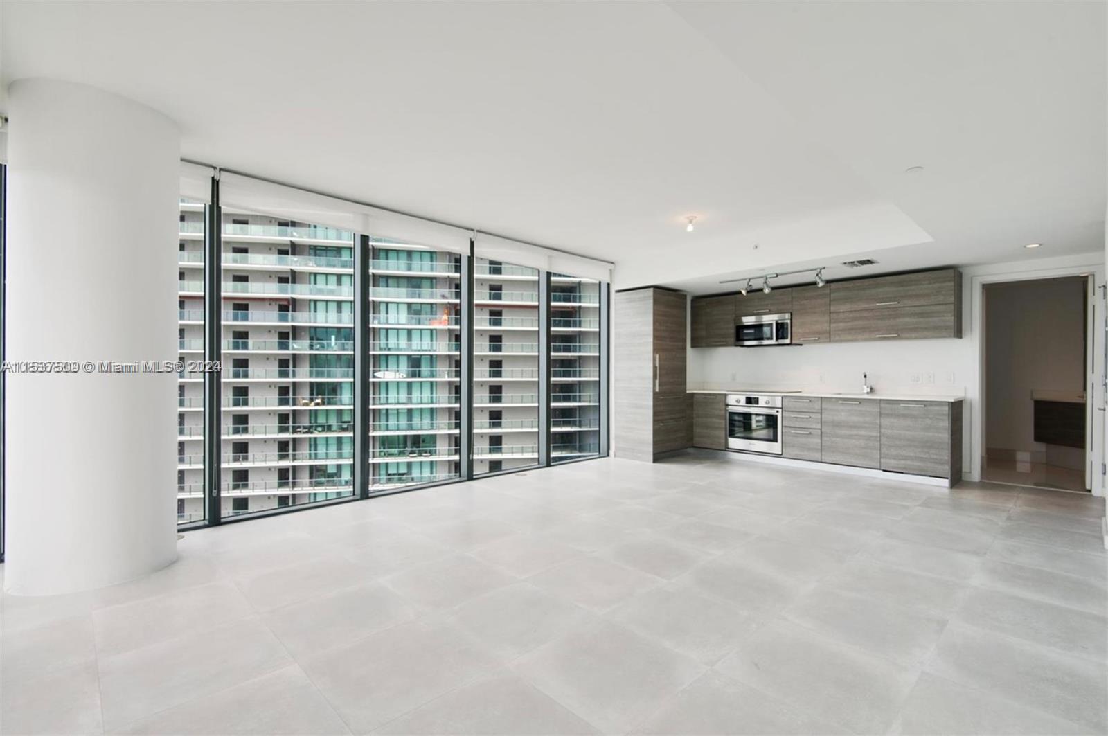 650 NE 32nd St 2308, Miami, Florida 33137, 1 Bedroom Bedrooms, ,1 BathroomBathrooms,Residential,For Sale,650 NE 32nd St 2308,A11537509