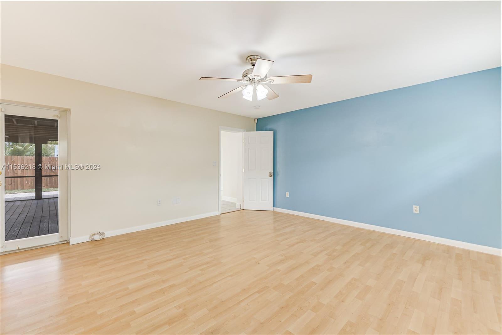 1212 N 31st Ct, Hollywood, Florida 33021, 3 Bedrooms Bedrooms, ,2 BathroomsBathrooms,Residential,For Sale,1212 N 31st Ct,A11536218