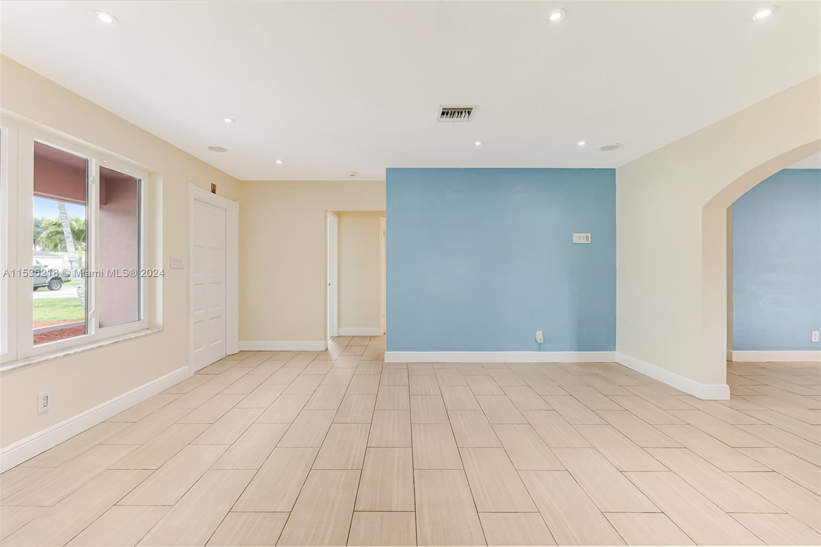 1212 N 31st Ct, Hollywood, Florida 33021, 3 Bedrooms Bedrooms, ,2 BathroomsBathrooms,Residential,For Sale,1212 N 31st Ct,A11536218