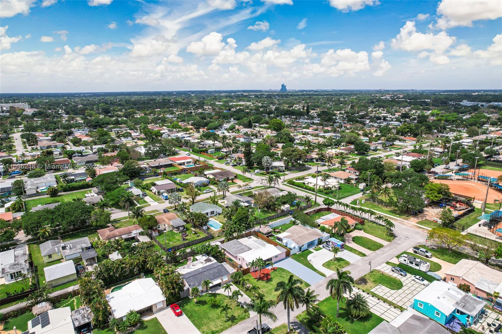 1212 N 31st Ct, Hollywood, Florida 33021, 3 Bedrooms Bedrooms, ,2 BathroomsBathrooms,Residential,For Sale,1212 N 31st Ct,A11536218