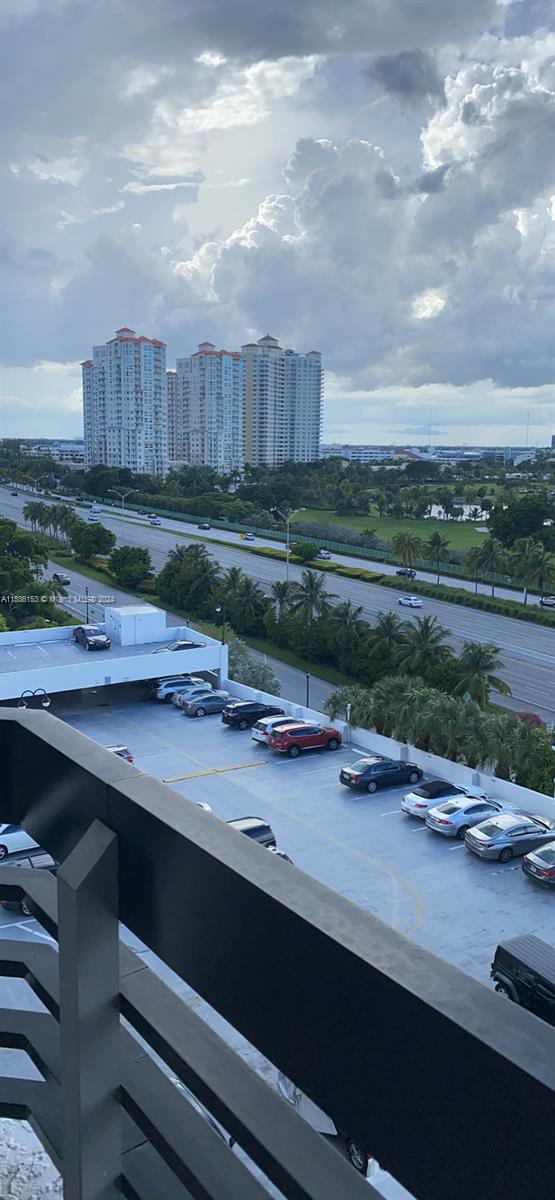 3400 NE 192nd St 1007, Aventura, Florida 33180, 2 Bedrooms Bedrooms, ,2 BathroomsBathrooms,Residentiallease,For Rent,3400 NE 192nd St 1007,A11536153