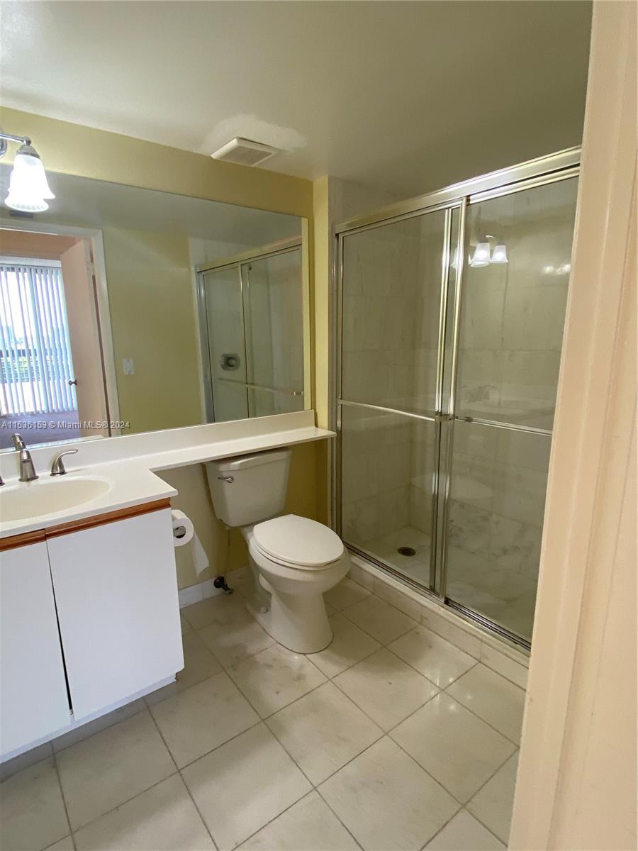 3400 NE 192nd St 1007, Aventura, Florida 33180, 2 Bedrooms Bedrooms, ,2 BathroomsBathrooms,Residentiallease,For Rent,3400 NE 192nd St 1007,A11536153