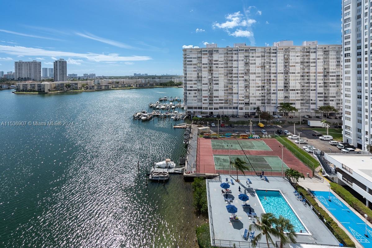 2780 NE 183rd St 1216, Aventura, Florida 33160, 2 Bedrooms Bedrooms, ,2 BathroomsBathrooms,Residential,For Sale,2780 NE 183rd St 1216,A11536907