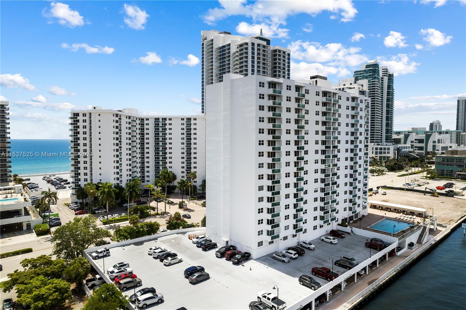 3000 S Ocean Dr 214, Hollywood, Florida 33019, 1 Bedroom Bedrooms, ,1 BathroomBathrooms,Residentiallease,For Rent,3000 S Ocean Dr 214,A11537525