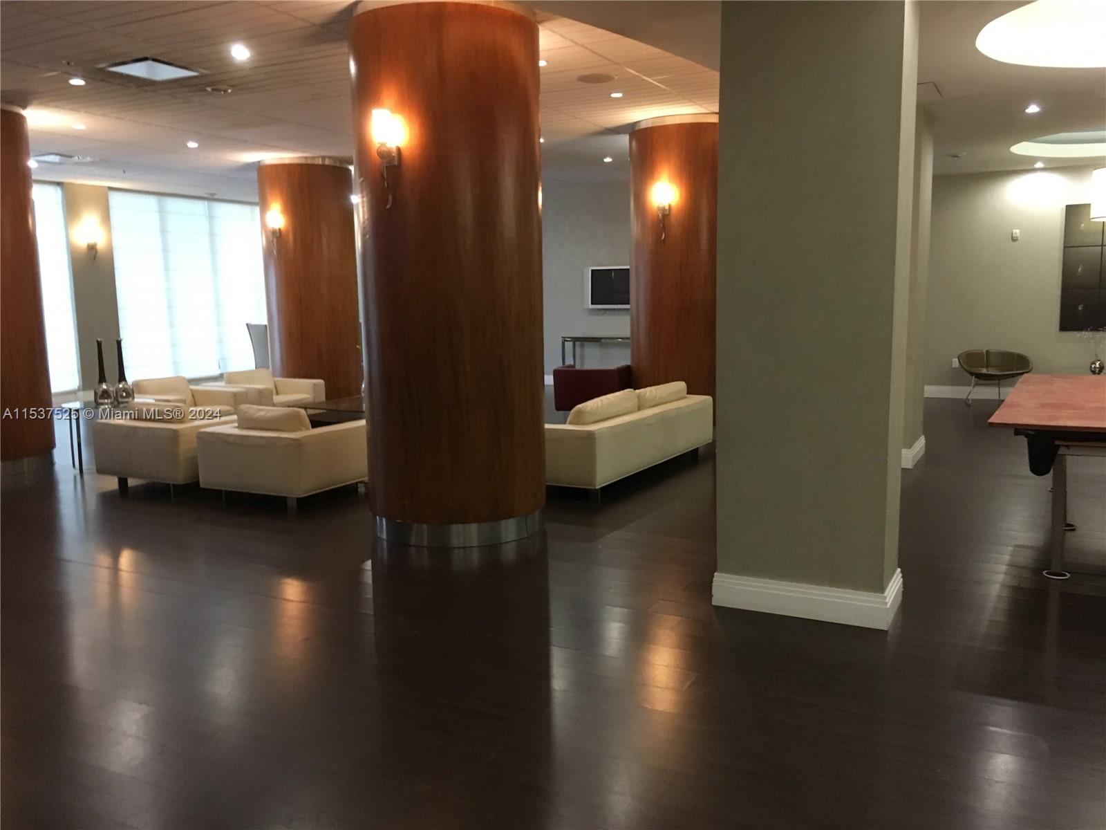 3000 S Ocean Dr 214, Hollywood, Florida 33019, 1 Bedroom Bedrooms, ,1 BathroomBathrooms,Residentiallease,For Rent,3000 S Ocean Dr 214,A11537525