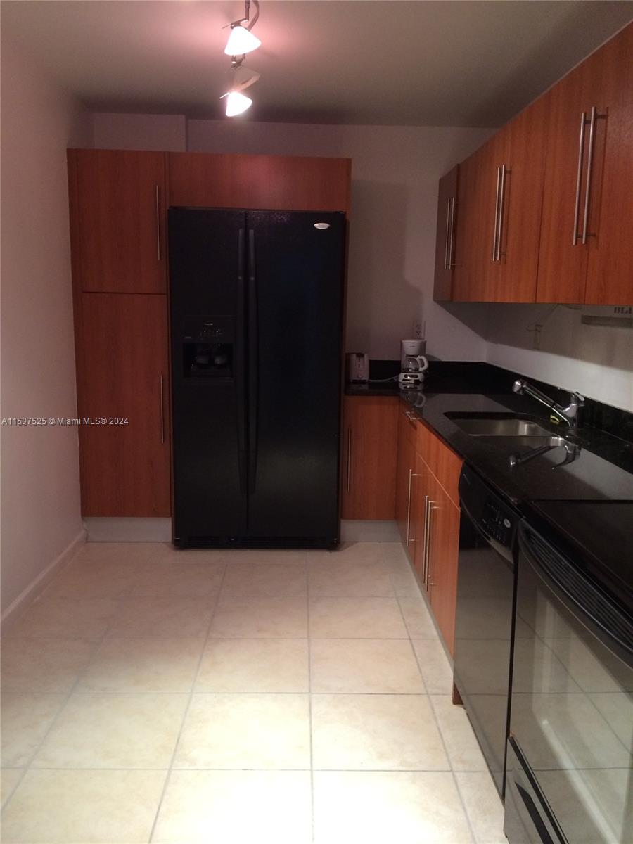 3000 S Ocean Dr 214, Hollywood, Florida 33019, 1 Bedroom Bedrooms, ,1 BathroomBathrooms,Residentiallease,For Rent,3000 S Ocean Dr 214,A11537525