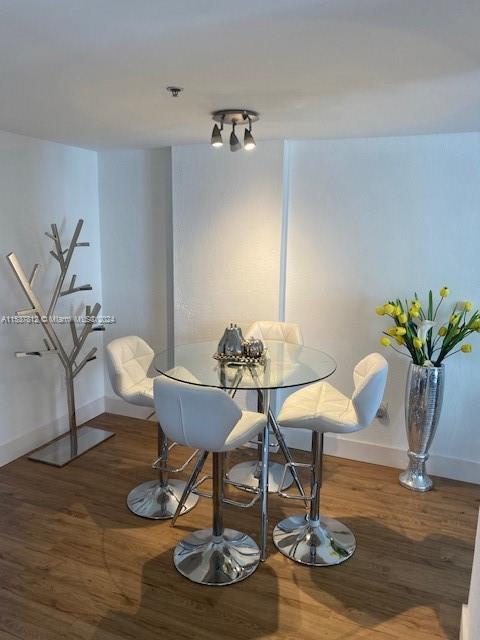 2829 Indian Creek Dr 408, Miami Beach, Florida 33140, 1 Bedroom Bedrooms, ,1 BathroomBathrooms,Residential,For Sale,2829 Indian Creek Dr 408,A11537812