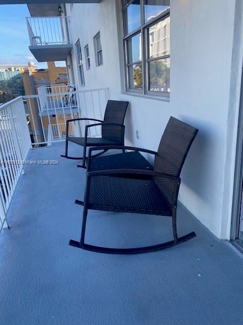 2829 Indian Creek Dr 408, Miami Beach, Florida 33140, 1 Bedroom Bedrooms, ,1 BathroomBathrooms,Residential,For Sale,2829 Indian Creek Dr 408,A11537812