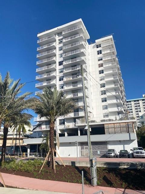 2829 Indian Creek Dr 408, Miami Beach, Florida 33140, 1 Bedroom Bedrooms, ,1 BathroomBathrooms,Residential,For Sale,2829 Indian Creek Dr 408,A11537812