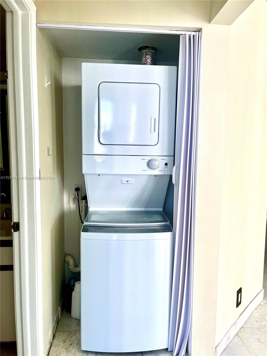 3600 Mystic Pointe Dr 1117, Aventura, Florida 33180, 2 Bedrooms Bedrooms, ,2 BathroomsBathrooms,Residentiallease,For Rent,3600 Mystic Pointe Dr 1117,A11537818