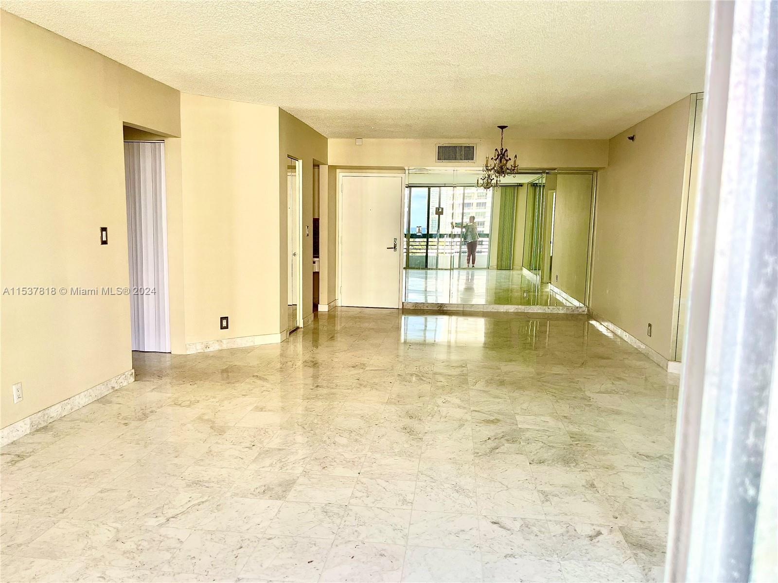 3600 Mystic Pointe Dr 1117, Aventura, Florida 33180, 2 Bedrooms Bedrooms, ,2 BathroomsBathrooms,Residentiallease,For Rent,3600 Mystic Pointe Dr 1117,A11537818