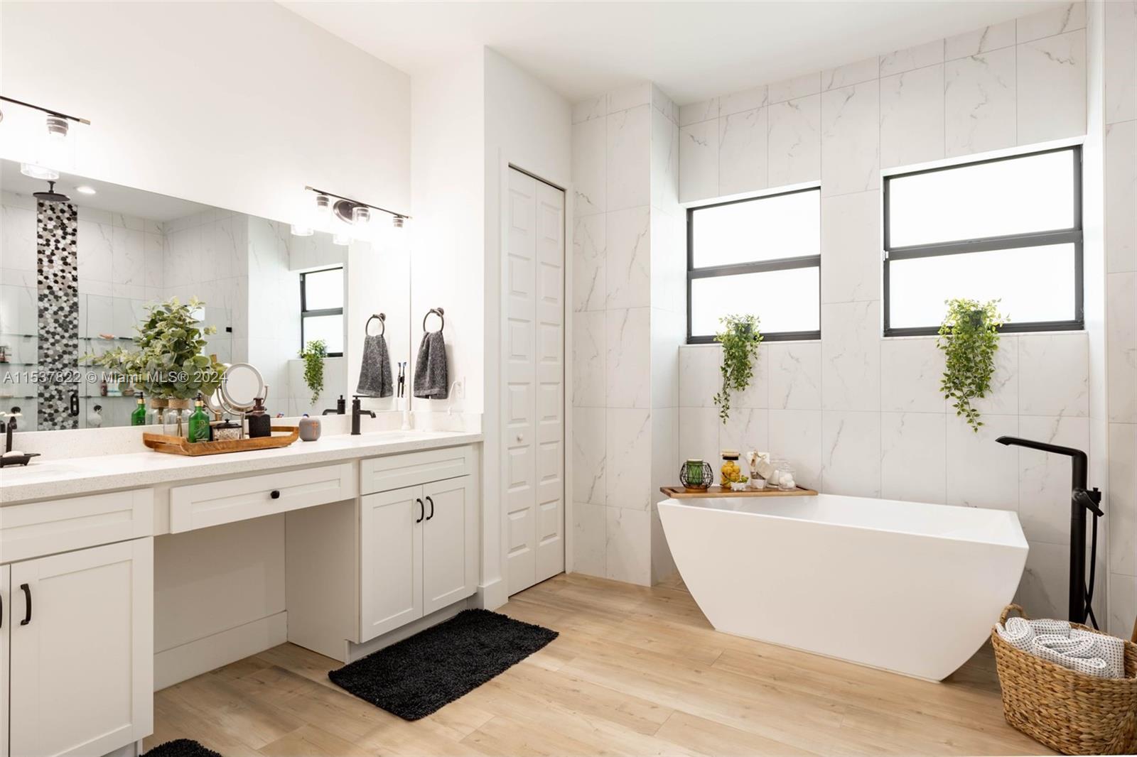 29371 SW 173rd Ct, Homestead, Florida 33030, 5 Bedrooms Bedrooms, ,4 BathroomsBathrooms,Residential,For Sale,29371 SW 173rd Ct,A11537822