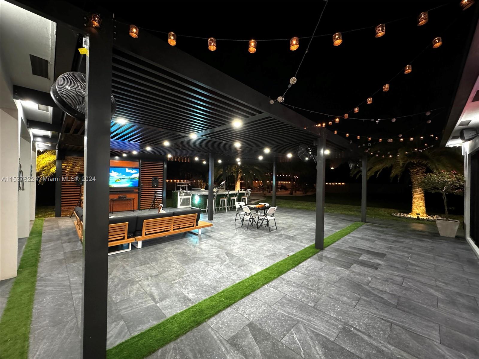 29371 SW 173rd Ct, Homestead, Florida 33030, 5 Bedrooms Bedrooms, ,4 BathroomsBathrooms,Residential,For Sale,29371 SW 173rd Ct,A11537822