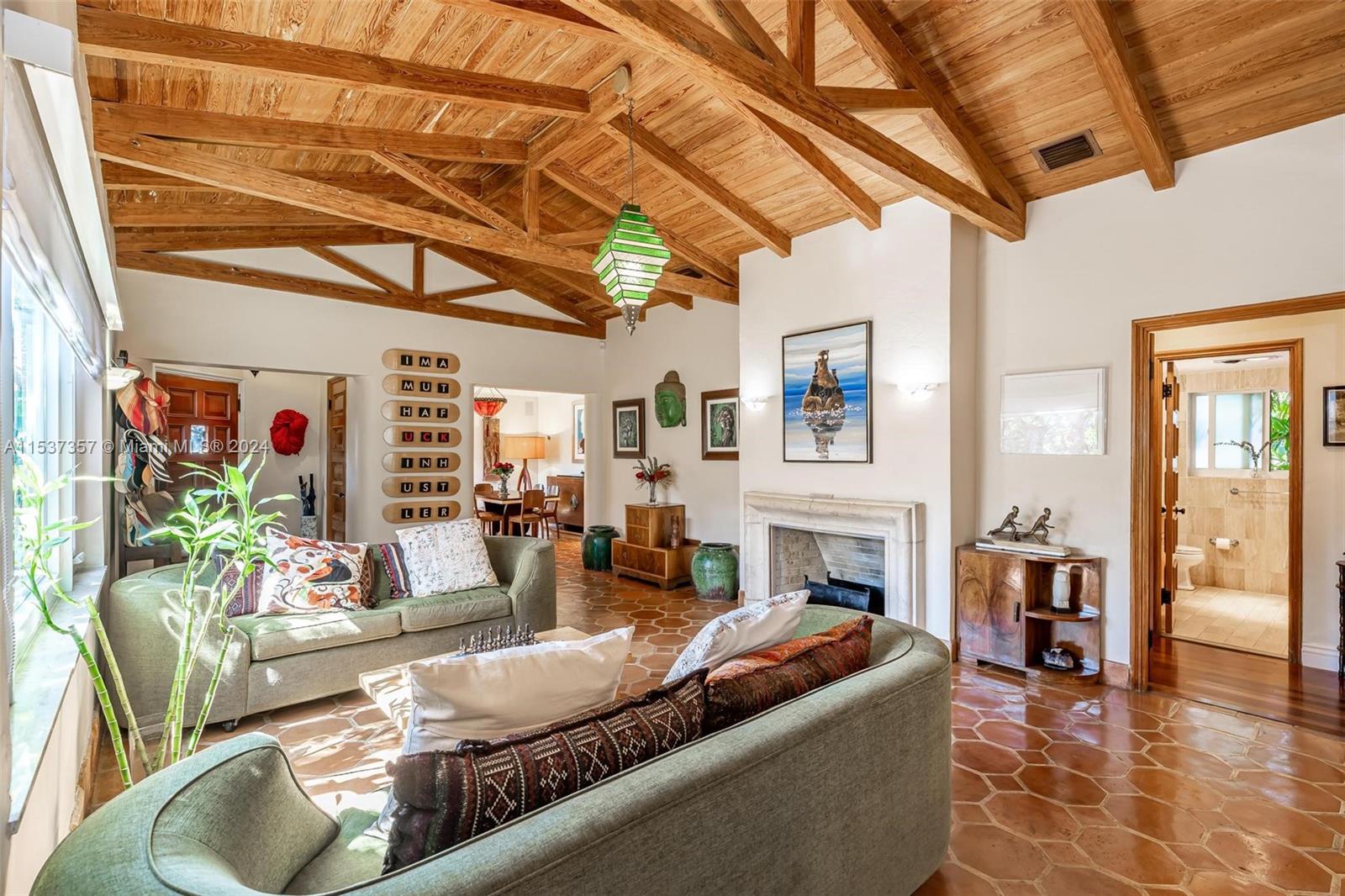 3701 Chase Ave, Miami Beach, FL, 33140 United States, 4 Bedrooms Bedrooms, ,3 BathroomsBathrooms,Residential,For Sale,Chase Ave,A11537357