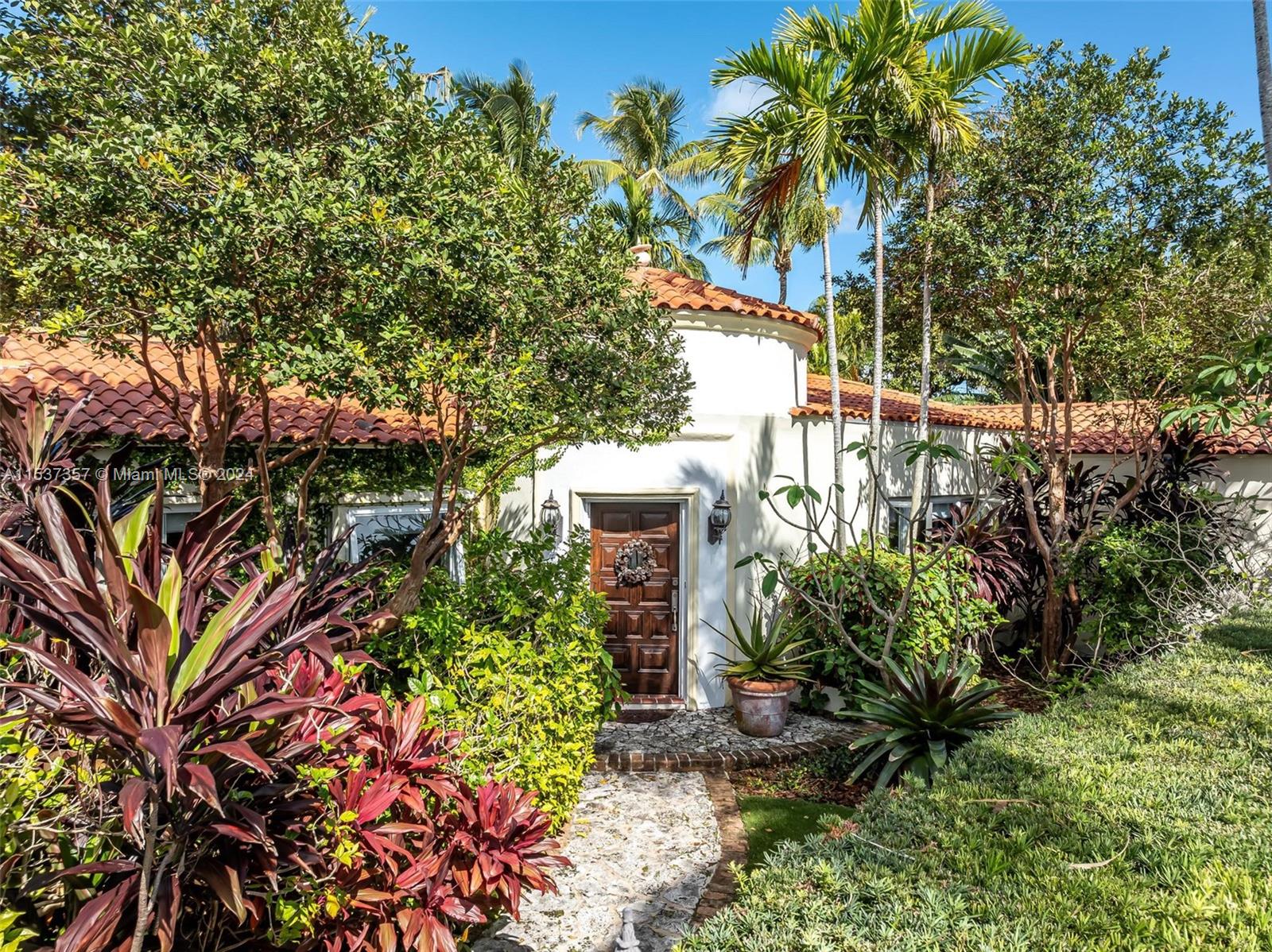 3701 Chase Ave, Miami Beach, FL, 33140 United States, 4 Bedrooms Bedrooms, ,3 BathroomsBathrooms,Residential,For Sale,Chase Ave,A11537357