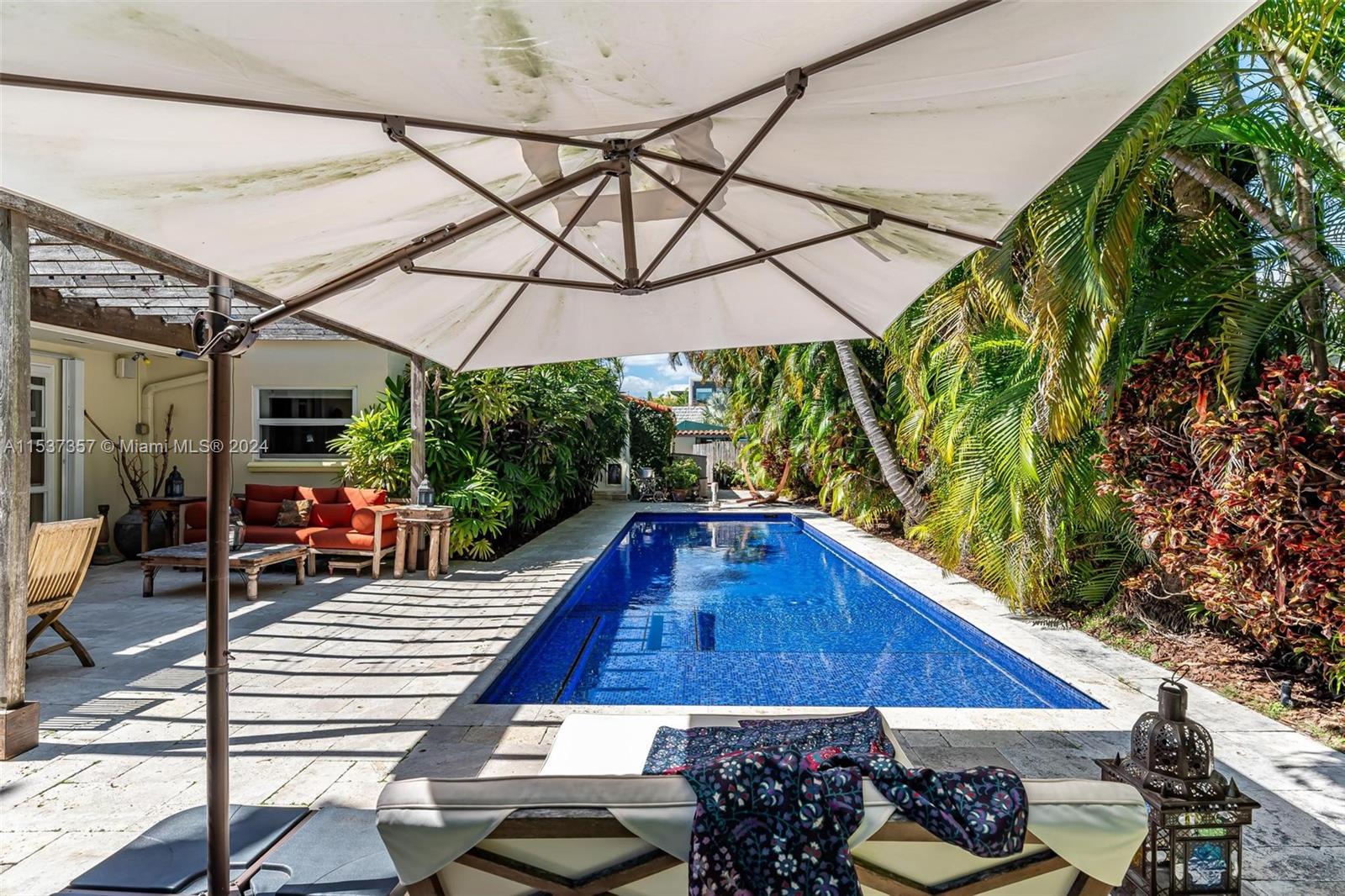 3701 Chase Ave, Miami Beach, FL, 33140 United States, 4 Bedrooms Bedrooms, ,3 BathroomsBathrooms,Residential,For Sale,Chase Ave,A11537357